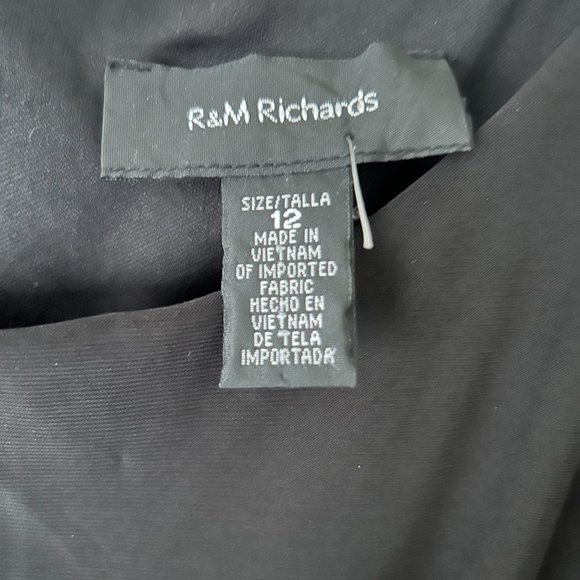 R & M Richards Dress - Picture 3 of 6
